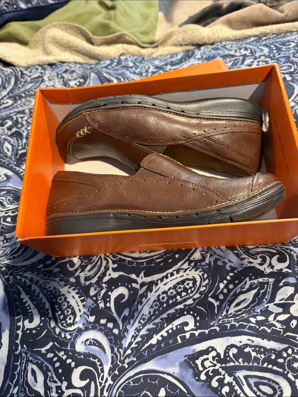 Clarks Unstructured Brown Leather Slip-On Loafers